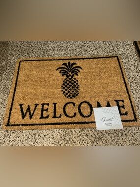 Pineapple Welcome Doormat